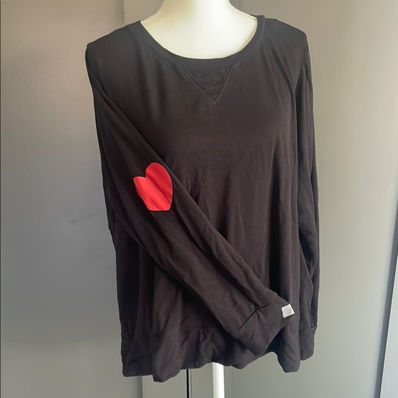 Philosophy Black Long Sleeve Top with Red Heart Patch - Picture 1 of 7